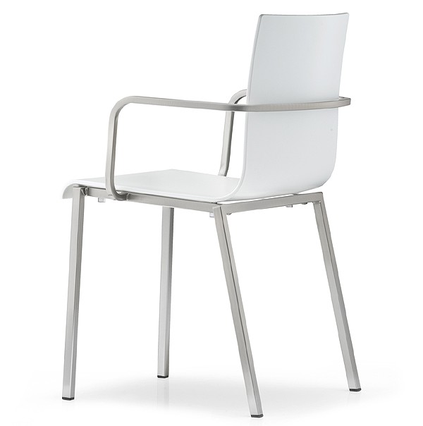 Kuadra XL 2402 chair from Pedrali, designed by Pedrali R&D