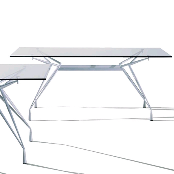 Apollonio dining table from Parri
