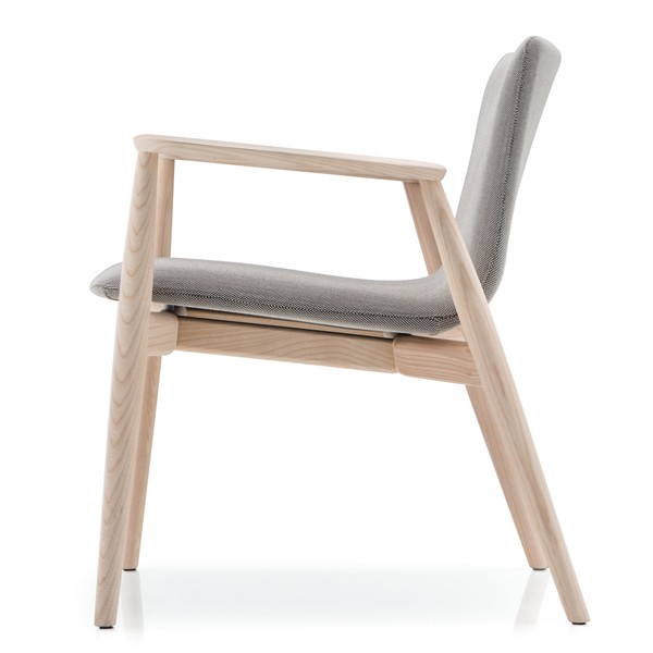 Malmo Lounge 296 chair from Pedrali, designed by CMP Design