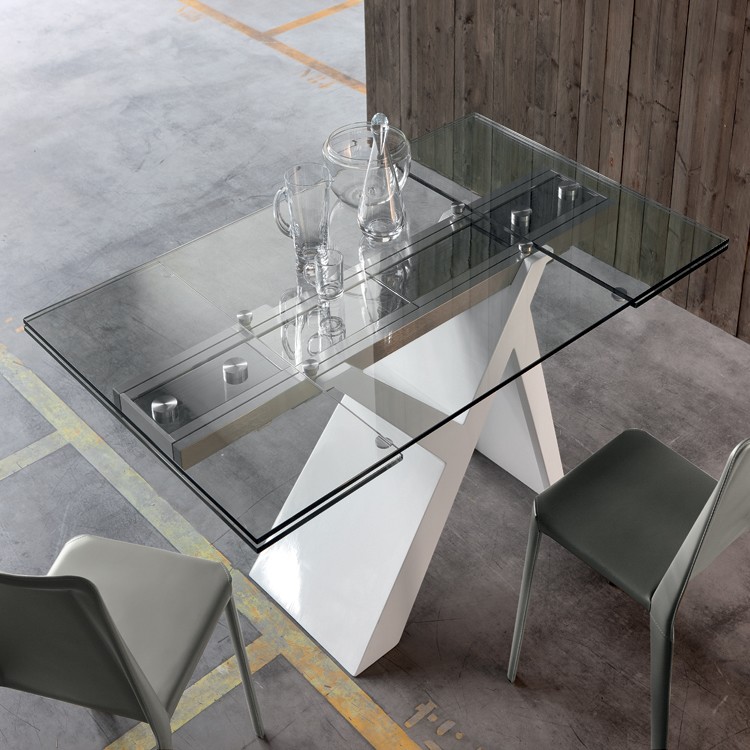 Ikarus dining table from Sedit