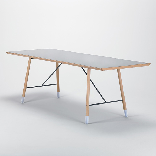 Sticky table
