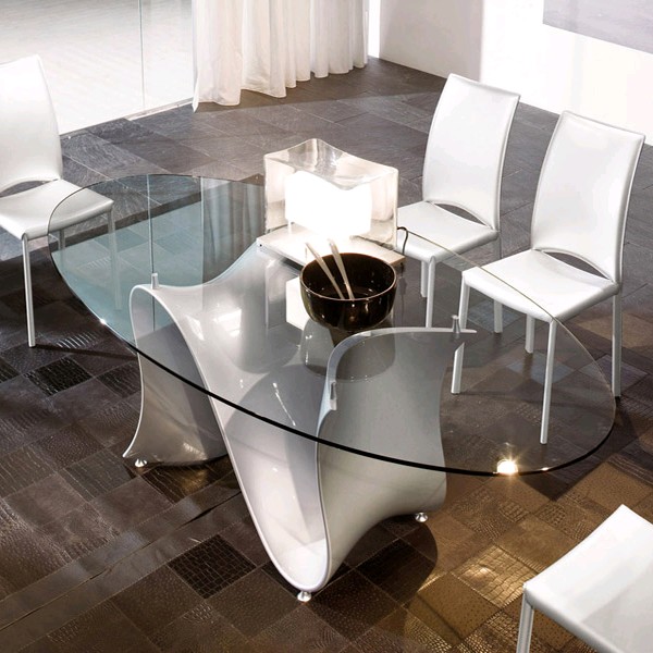 Wave 8014 Oval dining table from Tonin Casa