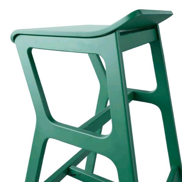 Nhino stool from Trabaldo