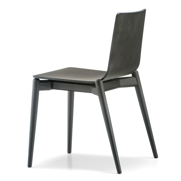 Malmo 390 chair from Pedrali, designed by CMP Design