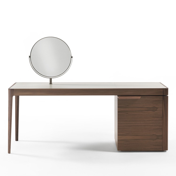 Afrodite desk from Porada, designed by C. Ballabio