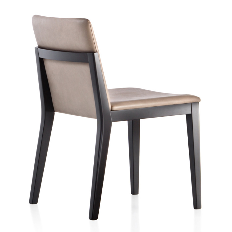 Camilla CAS101 chair from Fornasarig, designed by Luca Fornasarig