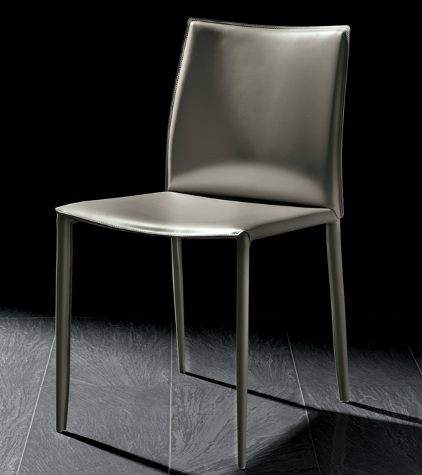 Linda Leather Dining Chair from Bontempi, designed by Daniele Molteni