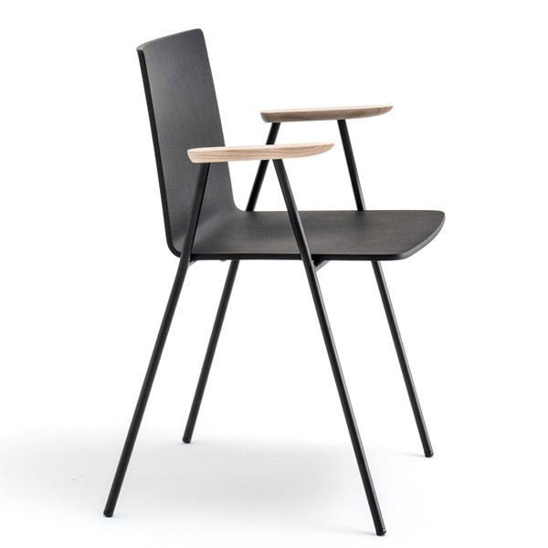 Osaka Metal 5712 chair from Pedrali, designed by CMP Design
