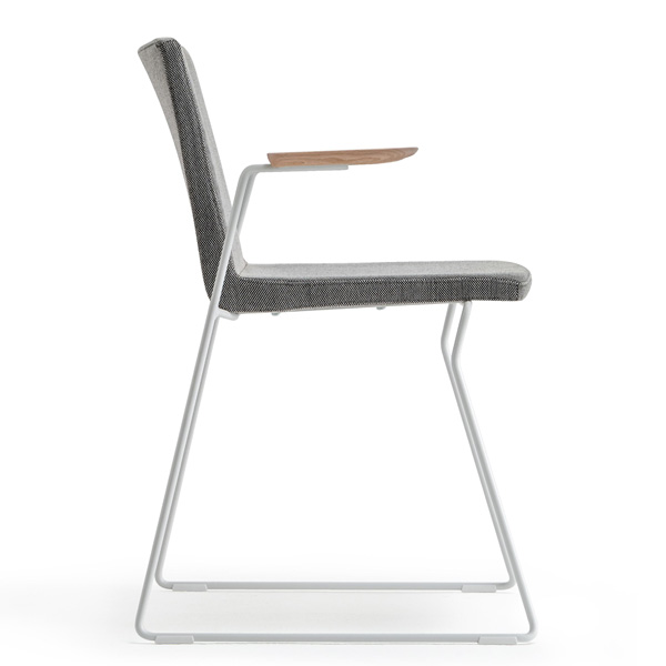 Osaka Metal 5725 chair from Pedrali, designed by CMP Design