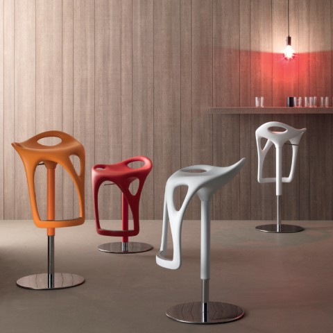 Form stool from Compar