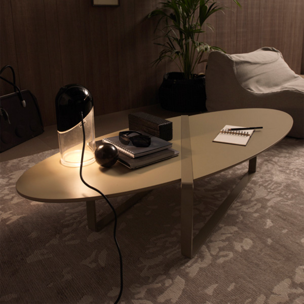 Smart coffee table from Compar