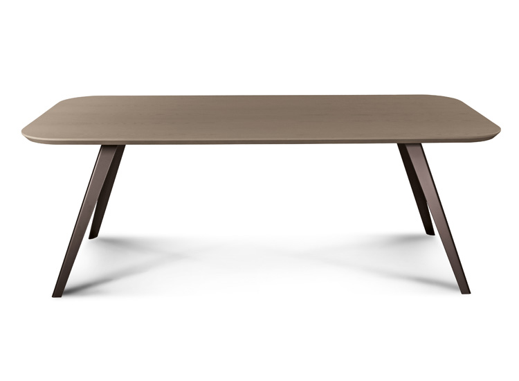 Aky Met dining table from Trabaldo
