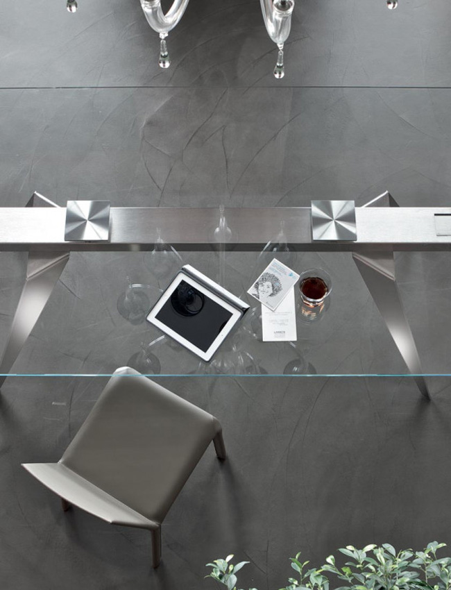 Ramos dining table from Bontempi, designed by Maurizio Varsi