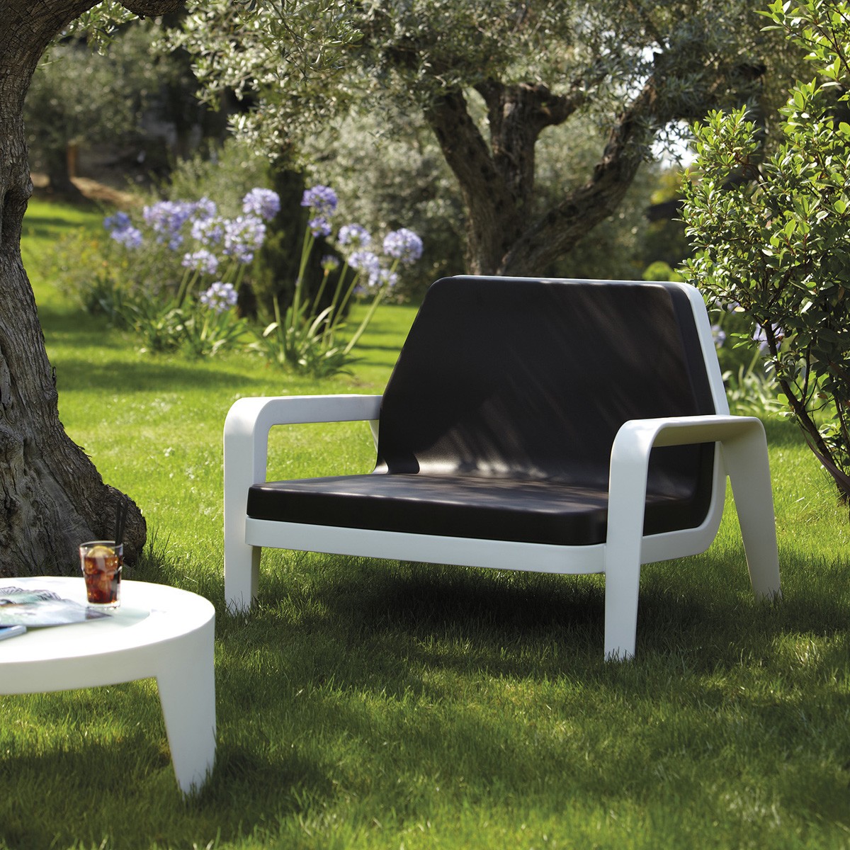 Slide America | Plastic Lounge Chair | Outdoor-Patio Furniture - Ultra ...