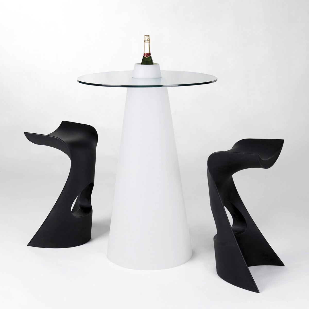 Koncord stool from Slide