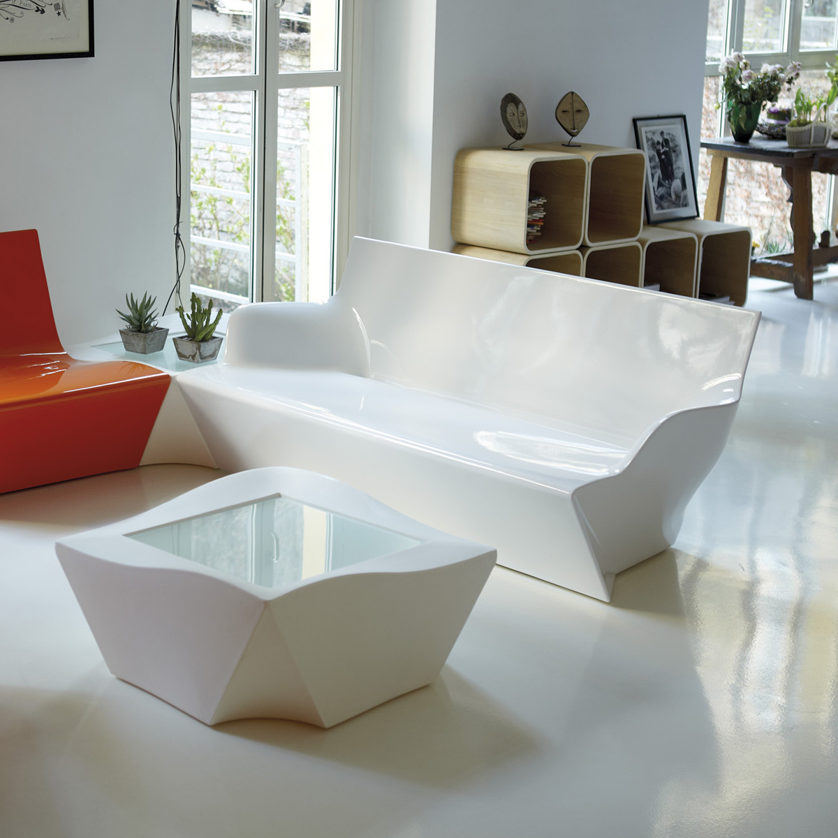 Slide Kami Yon | Plastic Sofa | Outdoor-Patio Furniture - Ultra Modern