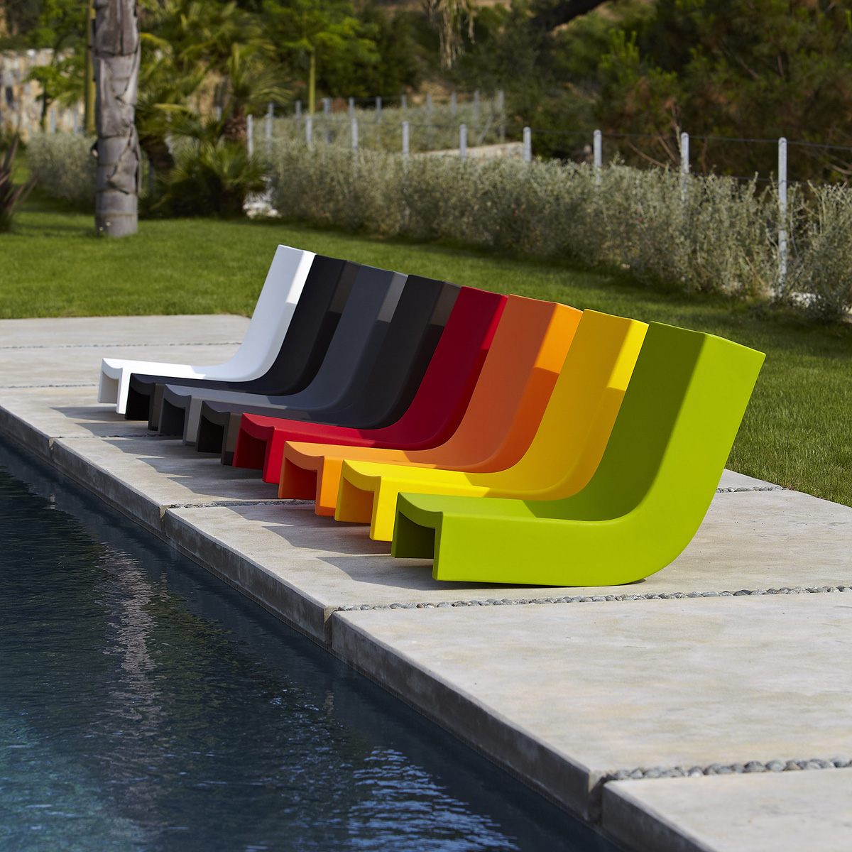 Twist lounge chair from Slide