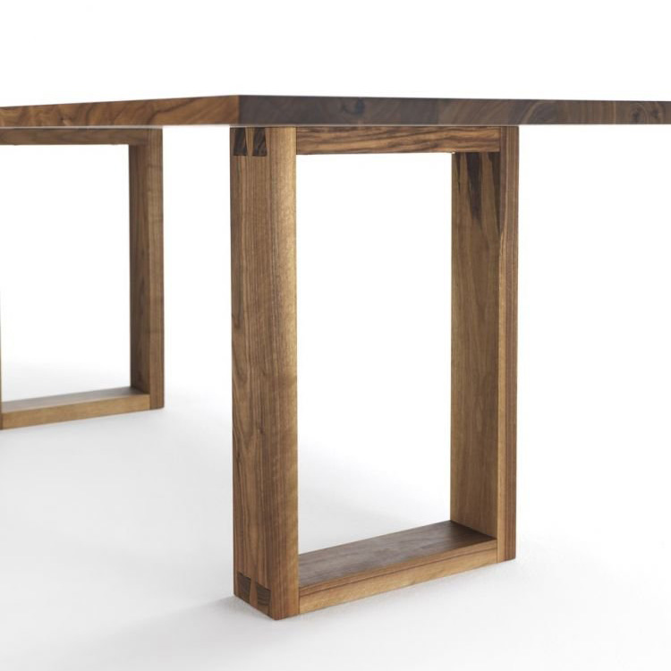 Dove dining table from Riva 1920