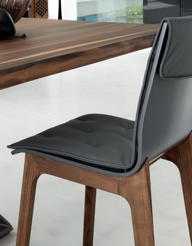Alfa chair from Bontempi, designed by Daniele Molteni