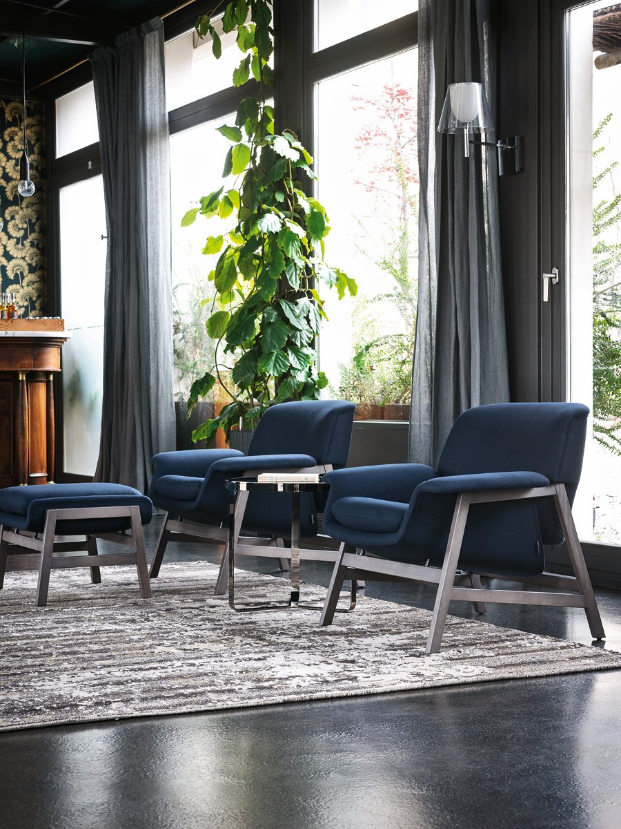 Agnese Armchair lounge from Tacchini, designed by Gianfranco Frattini