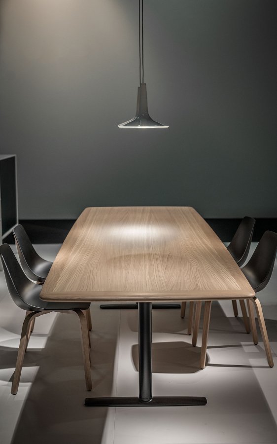 Acca Table desk from lapalma, designed by Francesco Rota