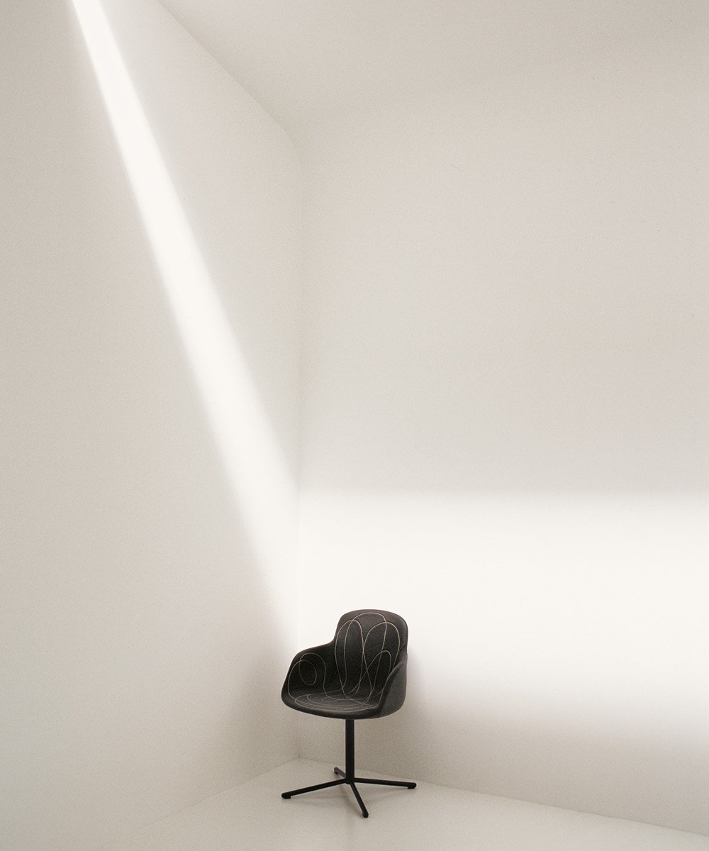 Doodle Armchair office from Tacchini, designed by Claesson Koivisto Rune