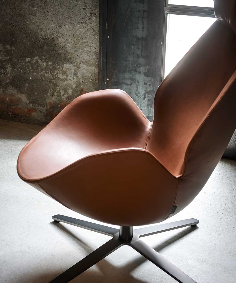 Shelter Armchair lounge from Tacchini, designed by Noé Duchaufour-Lawrance