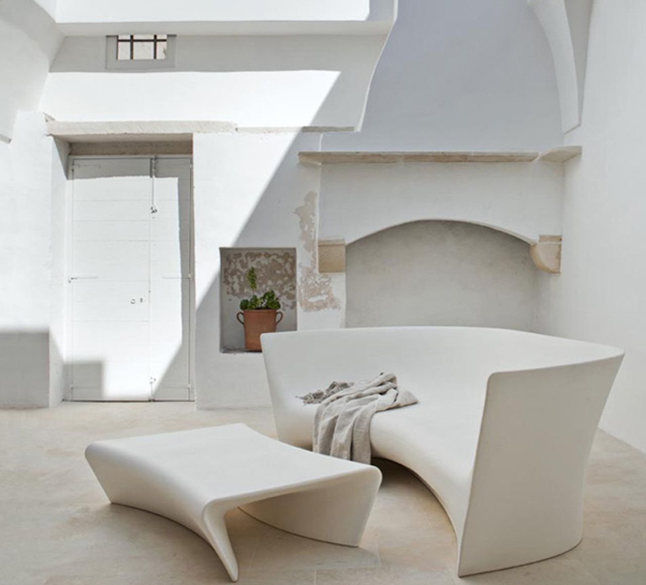 Driade Grand Plie Sofa Chair | Plastic | Outdoor-Patio Furniture ...
