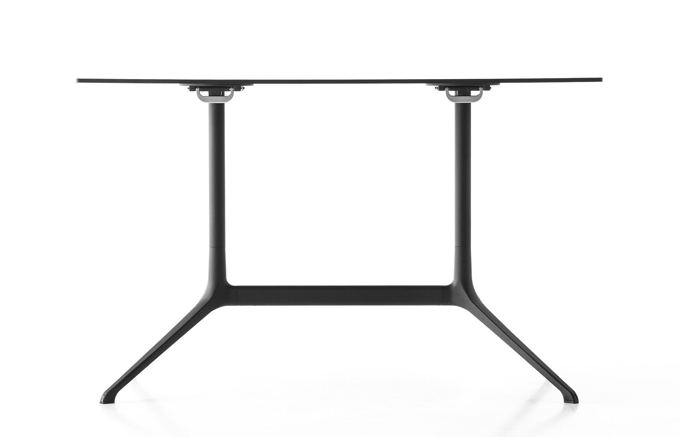 Elephant Table bar from Kristalia, designed by Neuland