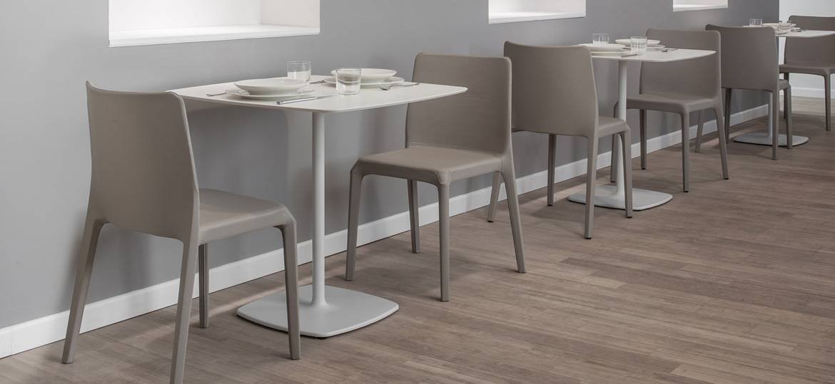 Stylus 5400 Table dining from Pedrali, designed by Pedrali R&D
