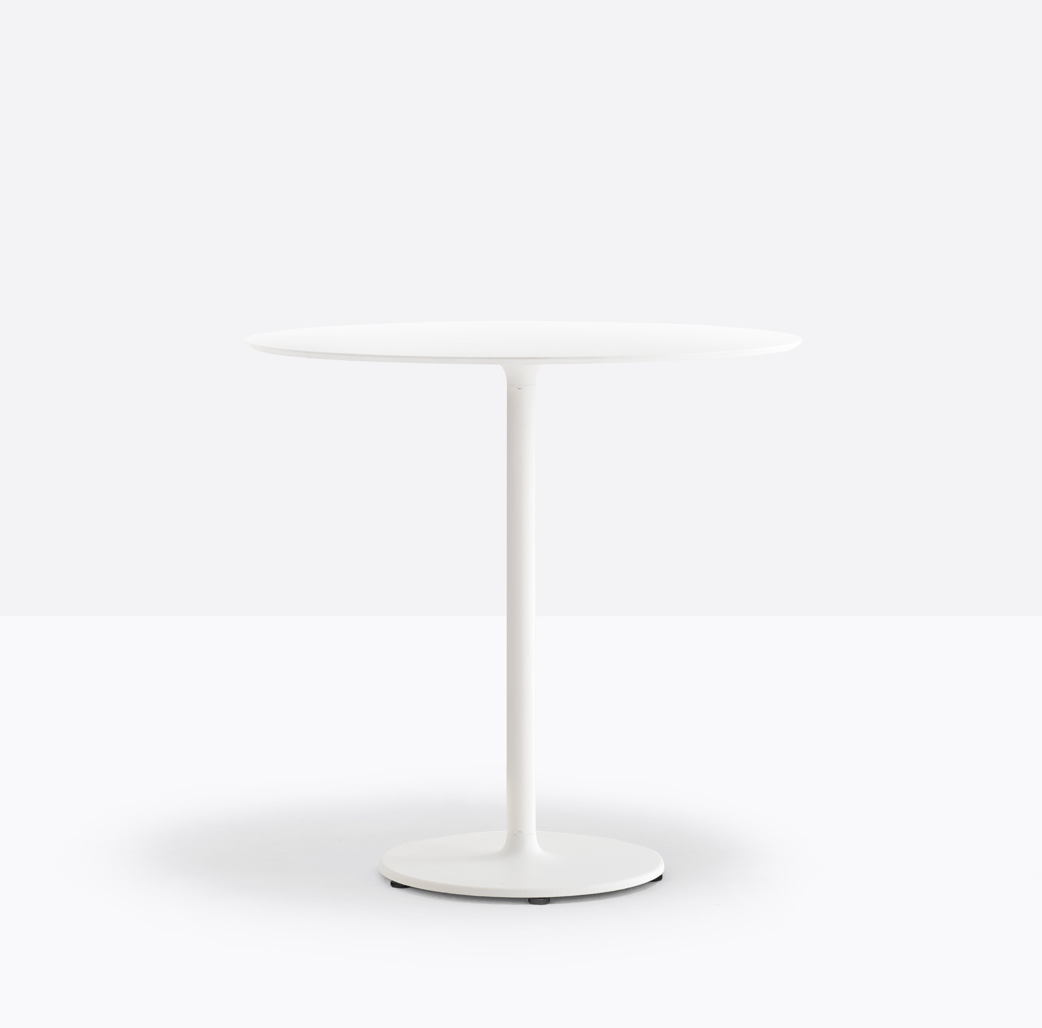 Stylus 5402 Table dining from Pedrali, designed by Pedrali R&D