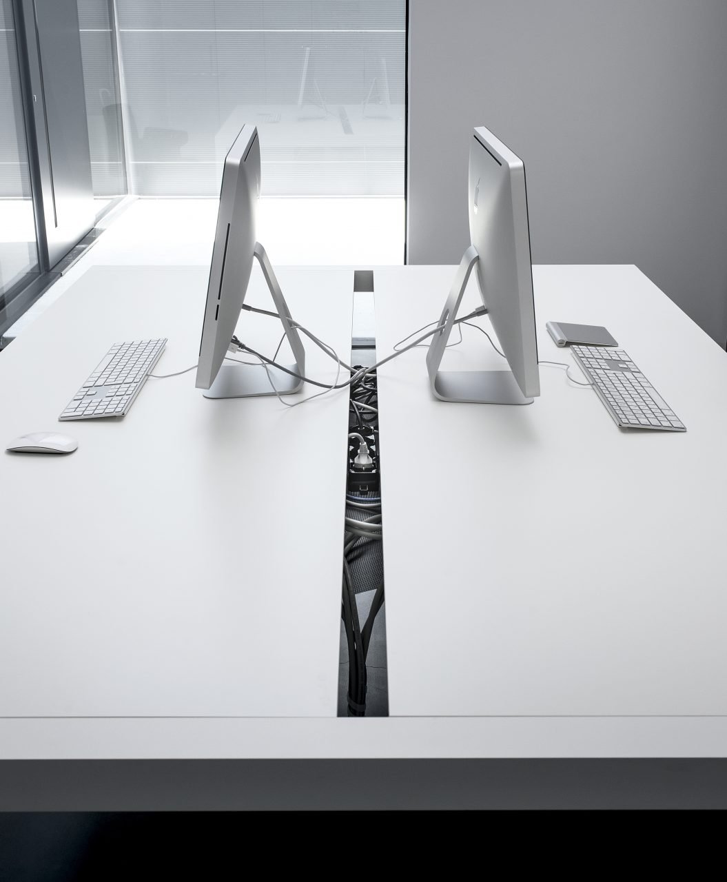 Sushi Workstation conference table from Kristalia, designed by Bartoli Design