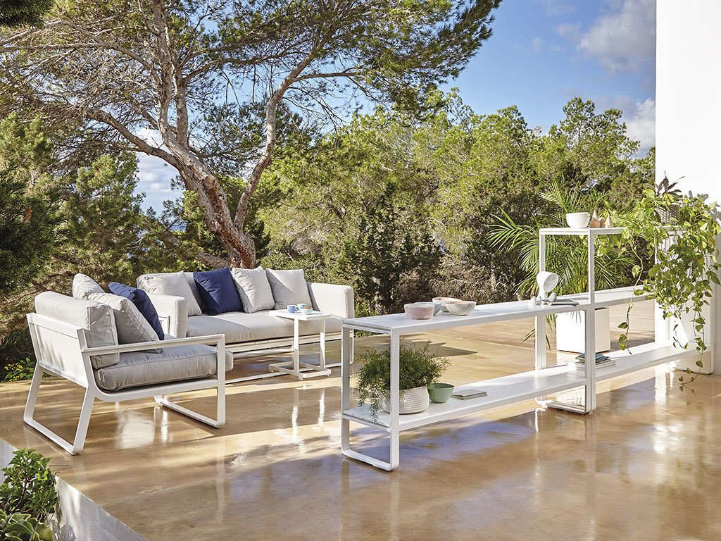 Gandia Blasco Flat Sofa | Metal | Outdoor-Patio Furniture - Ultra Modern