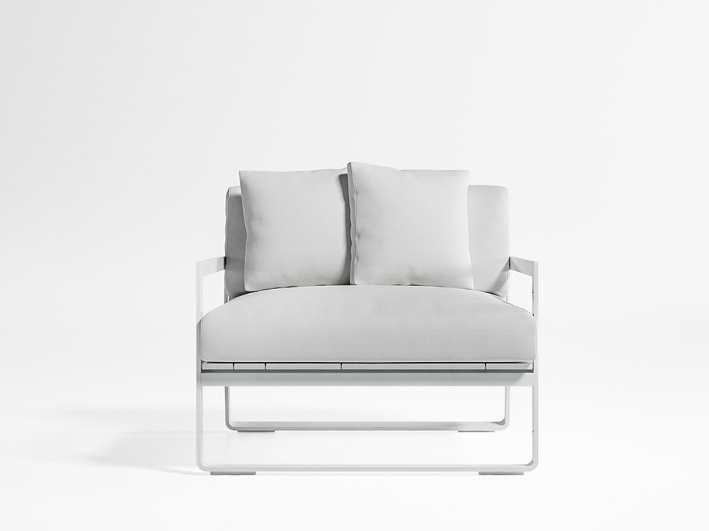 Gandia Blasco Flat Lounge Chair | Metal | Outdoor-Patio Furniture ...
