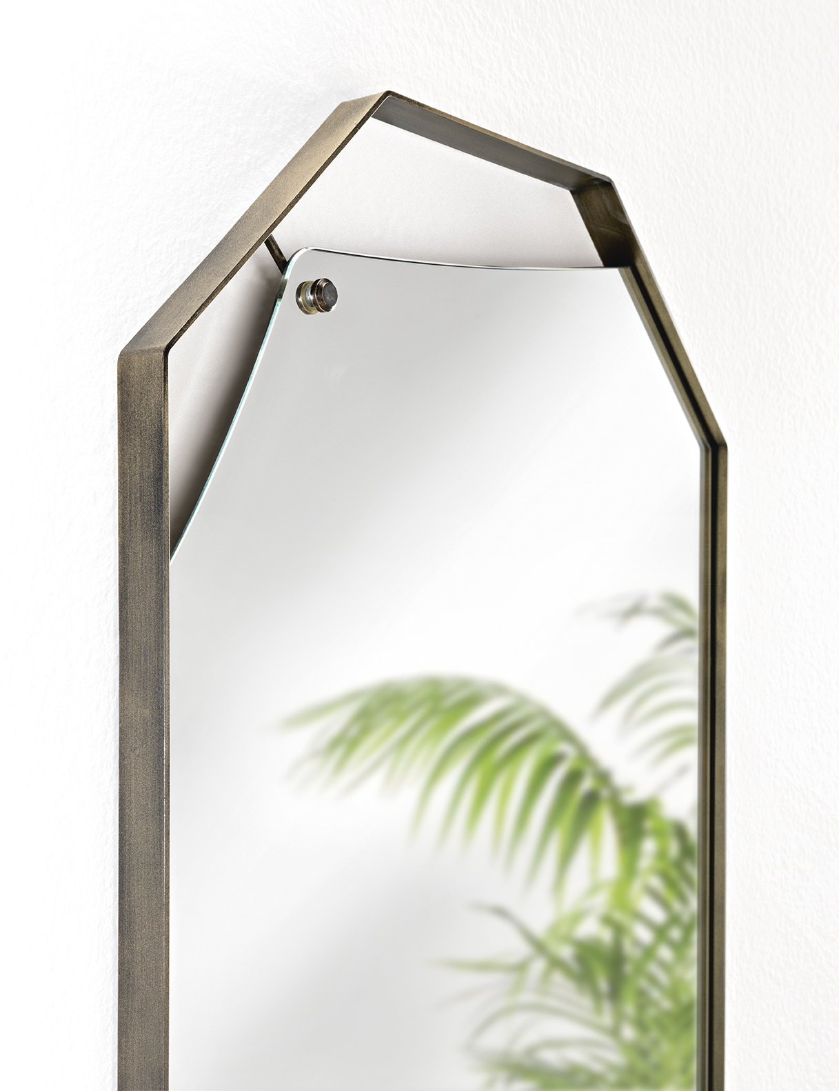 Pinch Mirror accessory from Fiam, designed by Lanzavecchia + Wai