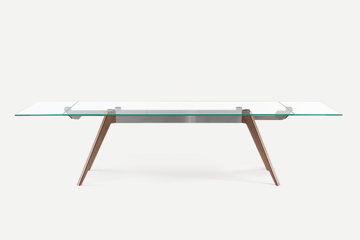 Delta Table dining from Pianca, designed by Pianca Studio