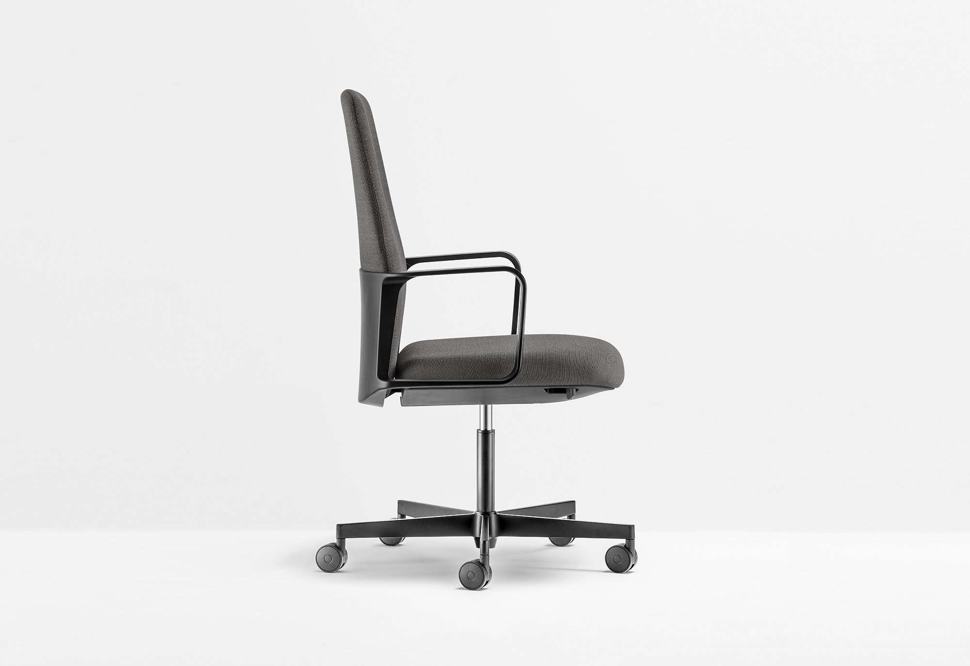 TEMPS 3765 Office Chair from Pedrali, designed by Jorge Pensi