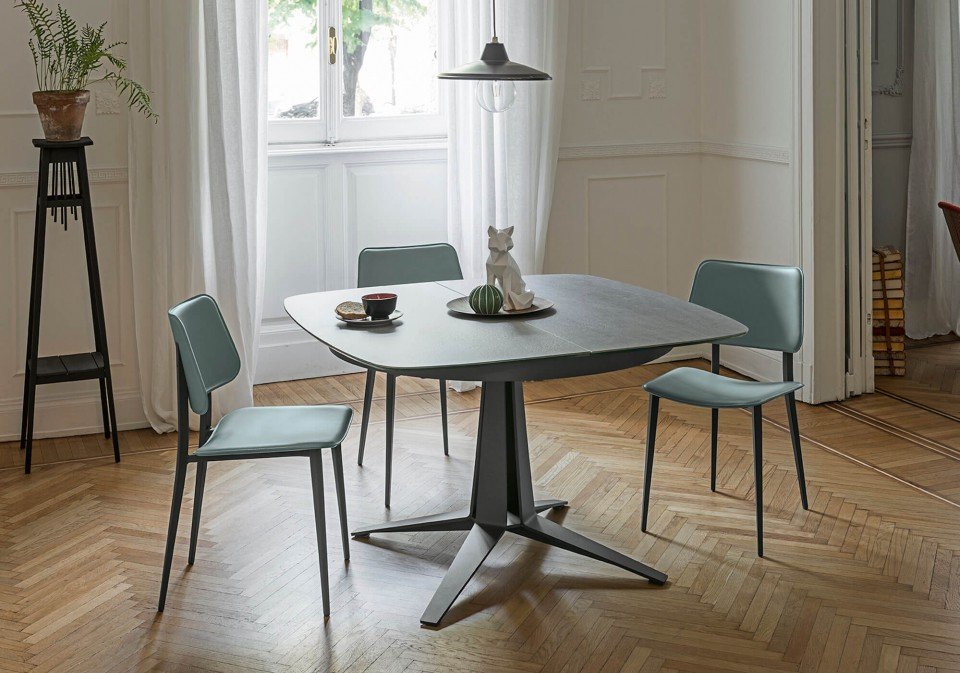 Link Extendable Table dining from Midj