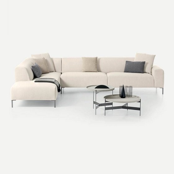 Boston Sofa modular from Pianca, designed by Metrica Design & Advisory