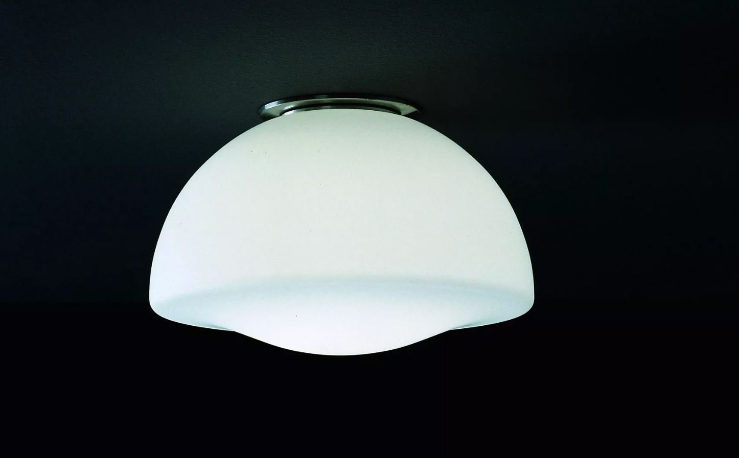 Drop 157 Wall Lamp lighting from Oluce, designed by Tito Agnoli