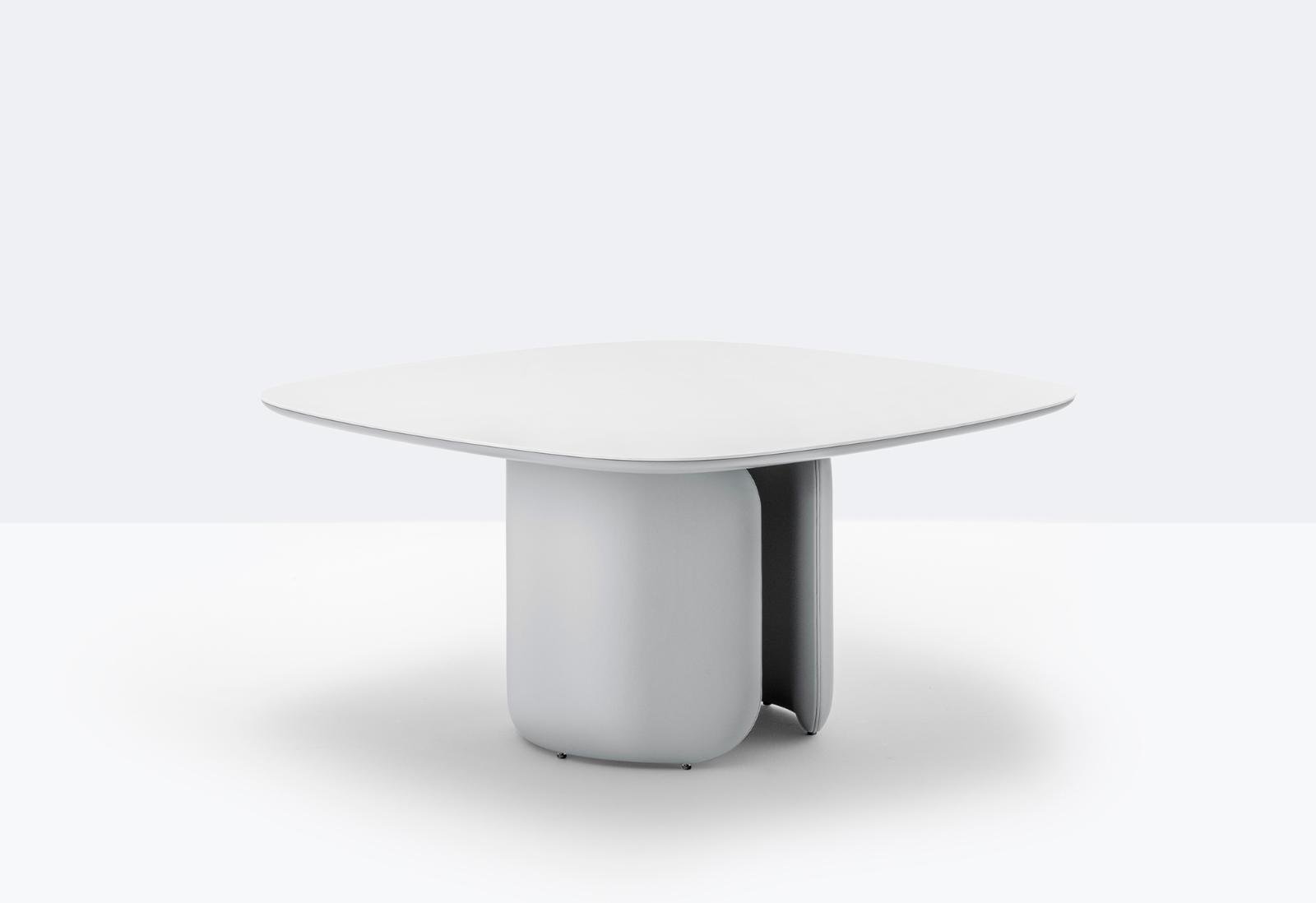 Elinor Table desk from Pedrali, designed by Claudio Bellini