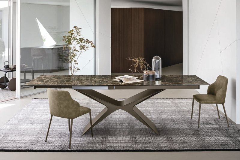Baltik Dining Table from Sedit
